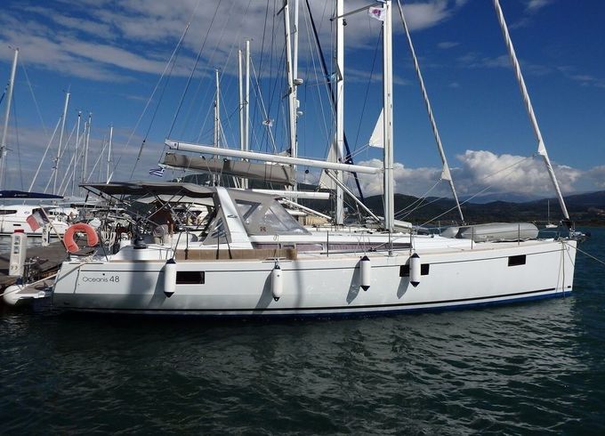 Sailboat BENETEAU OCEANIS 48 14.6m