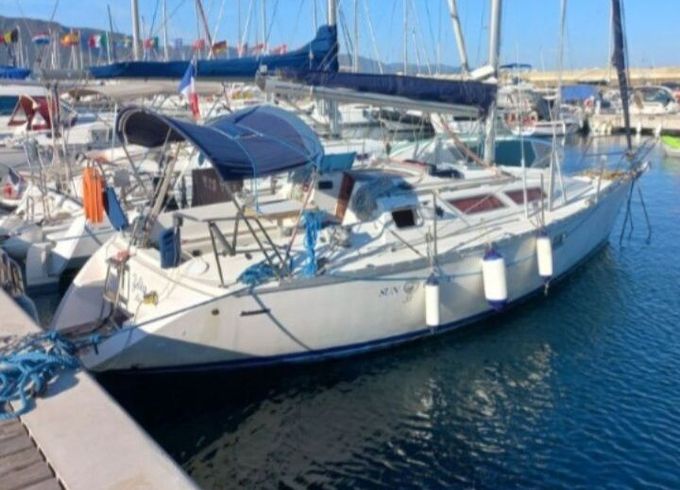 Sailboat Jeanneau Sun odyssey 31 9.3m