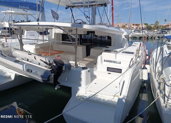 Catamaran Lagoon-Bénéteau Lagoon 46 - 4 + 1 cab. 13m