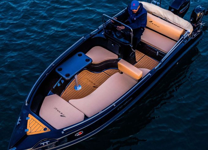 Boat without licence  SANTORINI PREMIUM BLACK 40hp