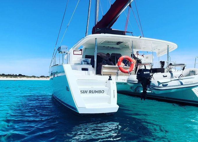 Catamaran Lagoon 450 14m