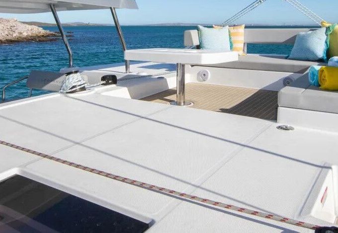 Catamaran Moorings 4200/3 12m