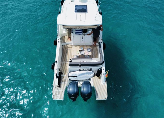 Motorboat Jeanneau Cap Camarat 10.5 Wa 600hp