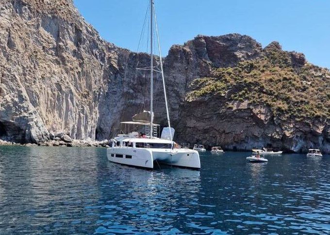 Catamaran Dufour Catamaran 48  14m