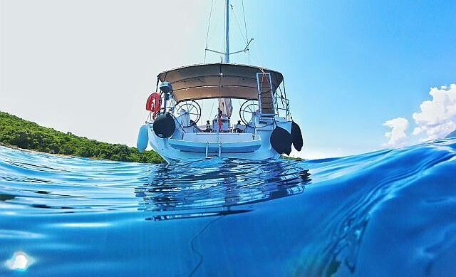 Sailboat Sun Odyssey 519 15m