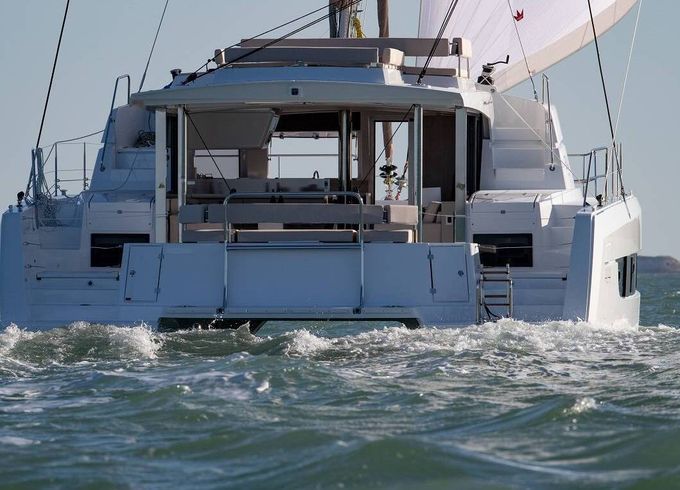 Catamaran Bali 4.4 13m