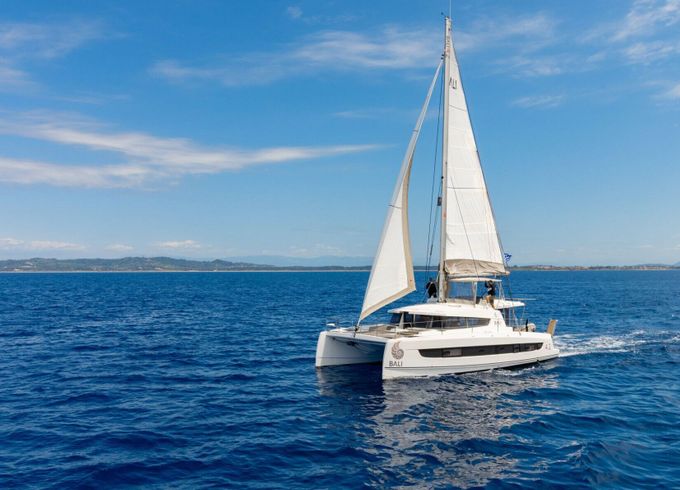 Catamaran Bali 4.2-2025 12m