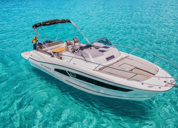 Motorboat Jeanneau Cap Camarat WA 9.0 500hp
