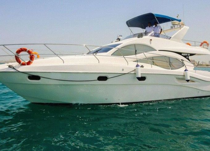Motorboat Majesty 52 840hp
