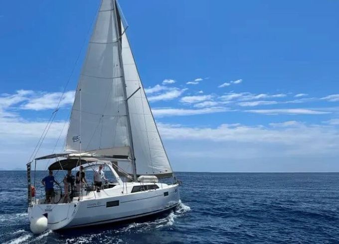 Sailboat Beneteau Oceanis 41.1 12m