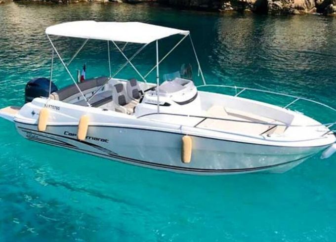 Motorboat Jeanneau Cap Camarat 6.5 Cc