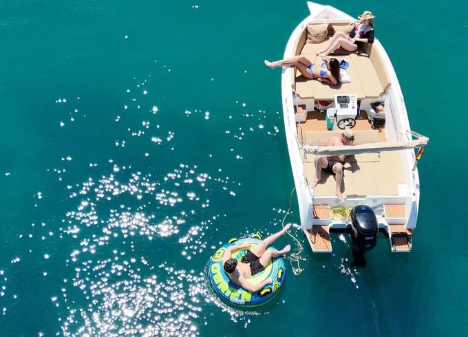 Motorboat MARETI 585 OPEN 90hp