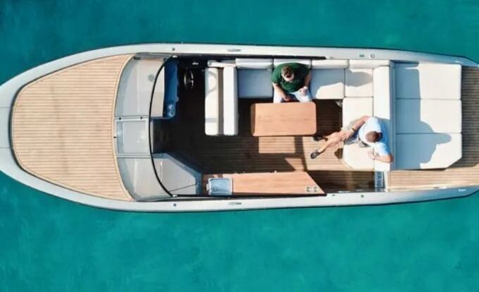 Motorboat Rand Leisure 28 350hp