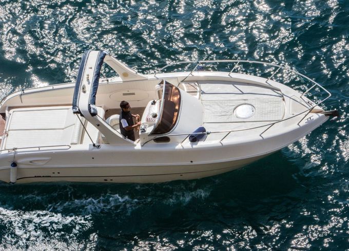 Motorboat Mano Marine Mano 25 sport 320hp