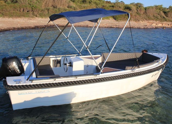 Boat without licence  Silver yacht Silver 495 15hp