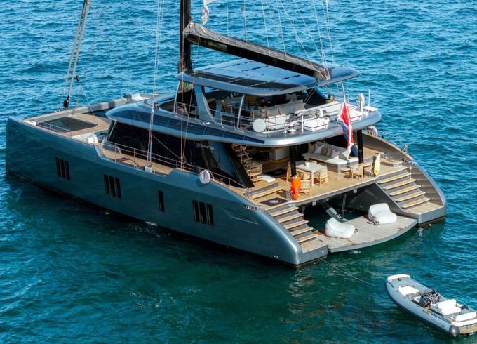 Sailing yacht Sunreef Yachts Sunreef 80 Eco 23.99m