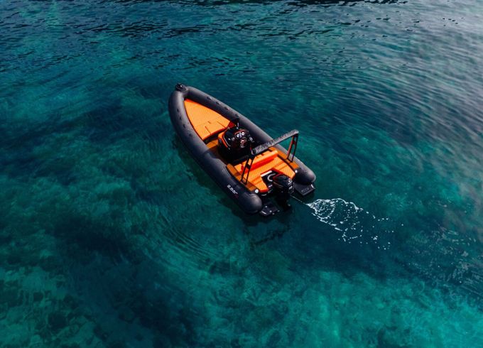Boat without licence  2 bar 2 bar 62 40hp