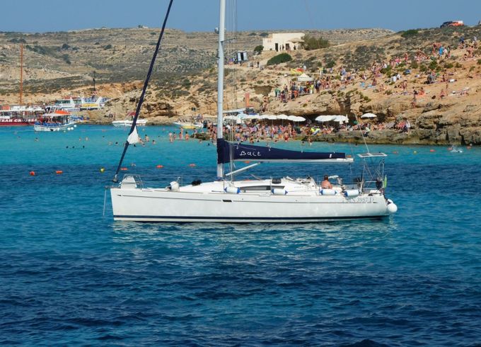 Sailboat Elan 410 12.5m