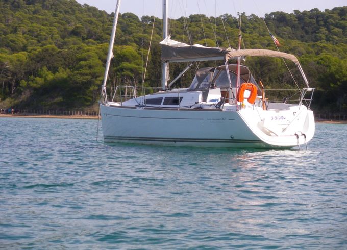 Sailboat Jeanneau SUN ODYSSEY 30I PERFORMANCE  8.79m