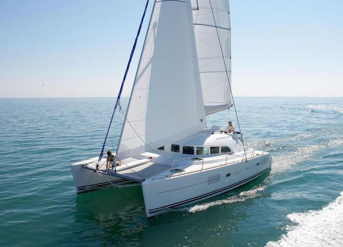 Catamaran Lagoon 380 11.55m