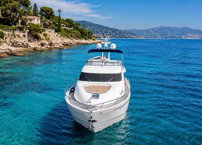 Motorboat Fairline squadron 78 250hp