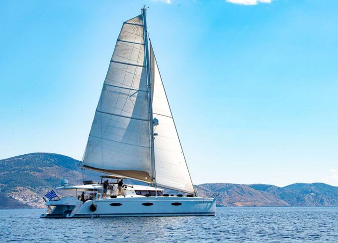 Catamaran Fountaine Pajot Sanya 57 17.92m