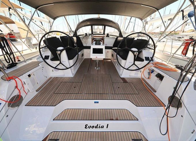 Sailboat Bavaria Yachtbau Bavaria Cruiser 46 - 4 cab. 14m