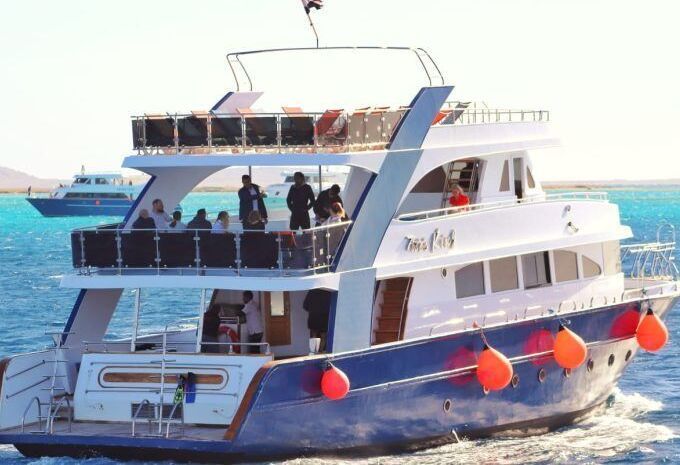 Motor yacht wood egiptean
