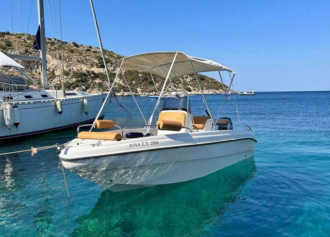 Motorboat Karel Xs480 30hp