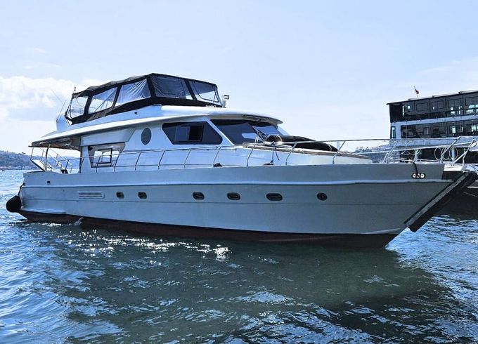 Motorboat Private 21m MotorYacht 500hp