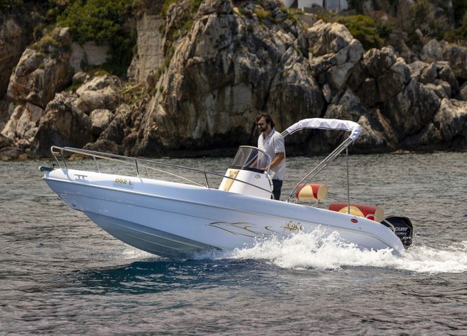 Motorboat Aquabat Sport Line 19 40hp