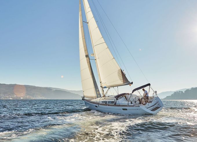 Sailboat Jeanneau Sun Odyssey 39i 11.62m