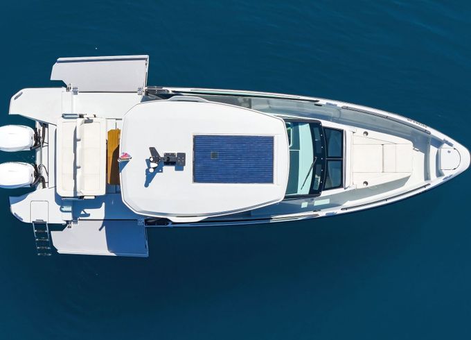 Motorboat Saxdor 320 GTO 600hp