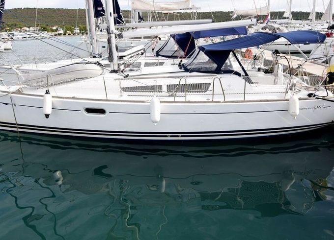 Sailboat Jeanneau Sun Odyssey 36i 3 cabines 10.69m