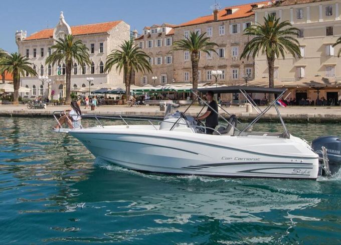 Motorboat Jeanneau Cap Camarat 7.5 Cc 225hp