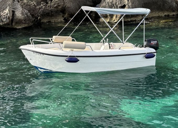 Boat without licence  Estable 400 15hp