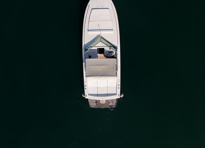 Motorboat Tornado Tornado 38 500hp