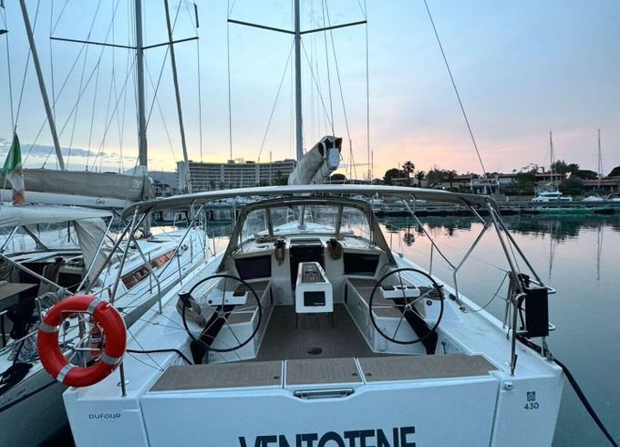 Sailboat Dufour 430 Grand Large  13m