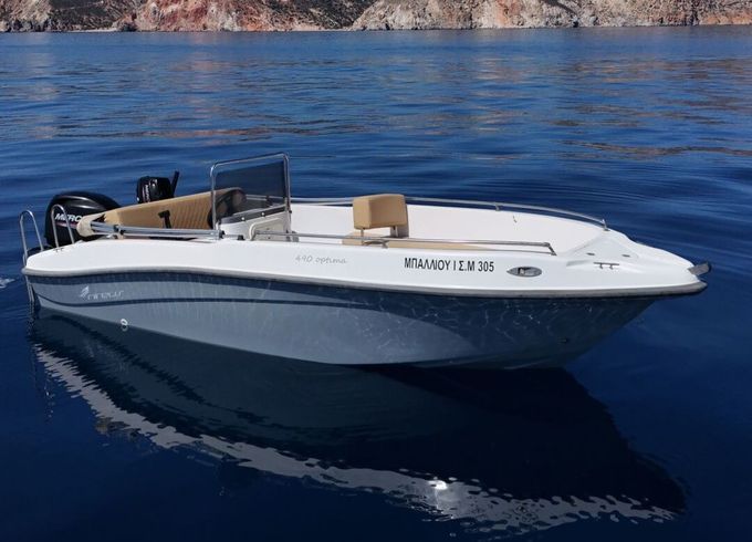 Motorboat Nireus - Milos 2023