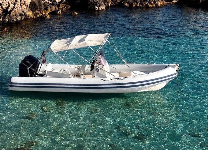 RIB Semi rigide 7 m 150hp