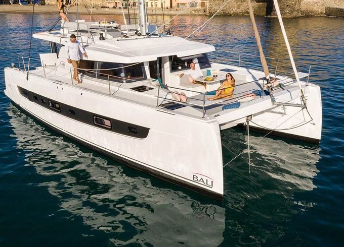 Catamaran Catana Group Bali 4.6 - 5 + 1 cab. 14.28m