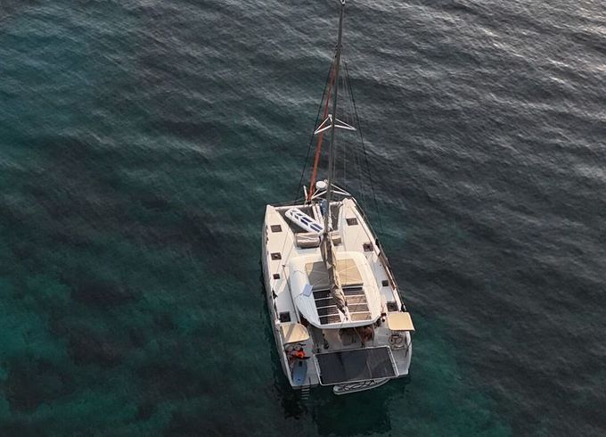 Catamaran Catamaran all inclusive with water toys 11.33m