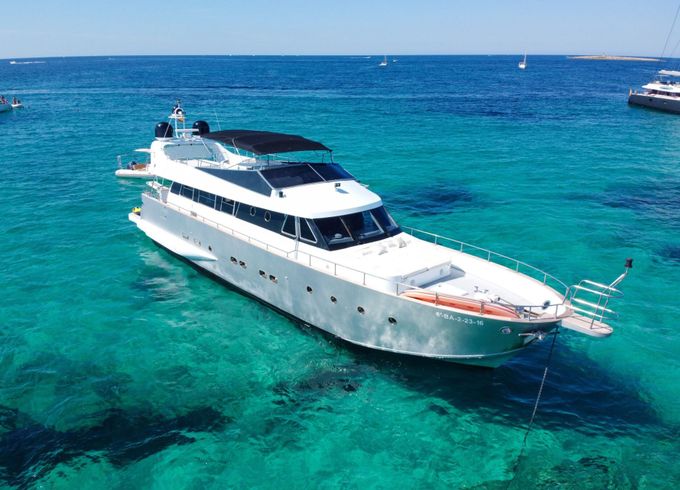 Motor yacht Baglietto 24 1400hp