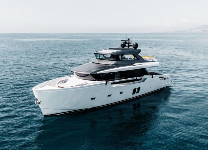 Motor yacht San Lorenzo SX76- GLOBITO DE MAR 1050hp