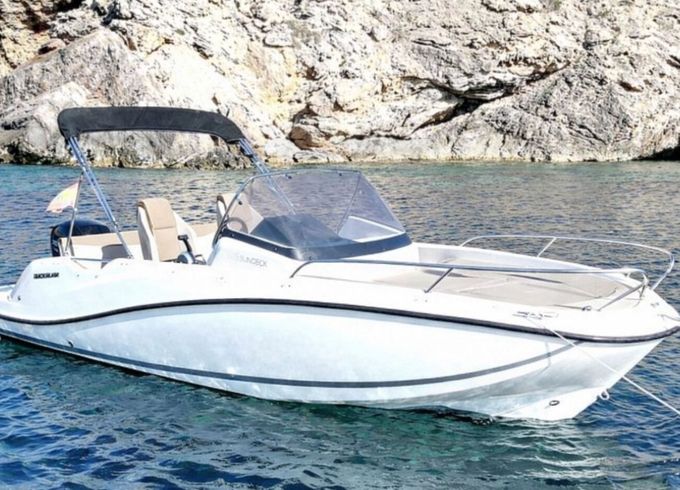 Motorboat Quicksilver Activ 605 Sundeck 150hp