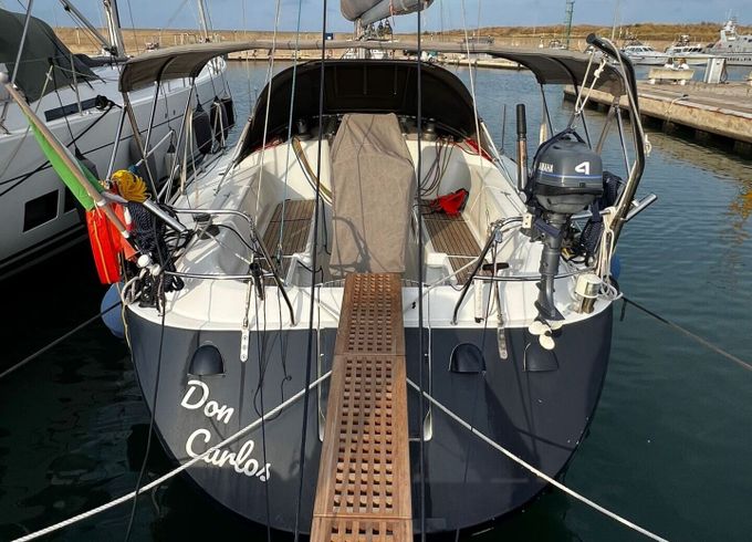 Sailboat Ponchin yacht Harmony 38 12m