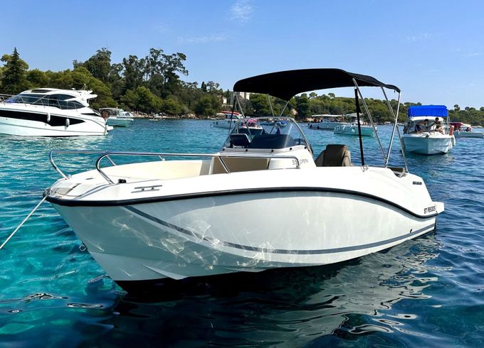 Motorboat Quicksilver Activ 555 Open 2024 115hp