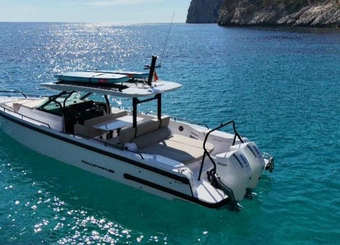 Motorboat Axopar 37 ST 600hp