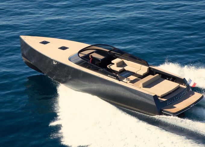 Motorboat Vandutch Marine 40 480hp