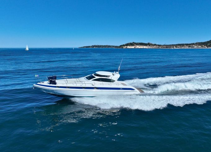 Motorboat Conam 58 Sport hard top 1430hp